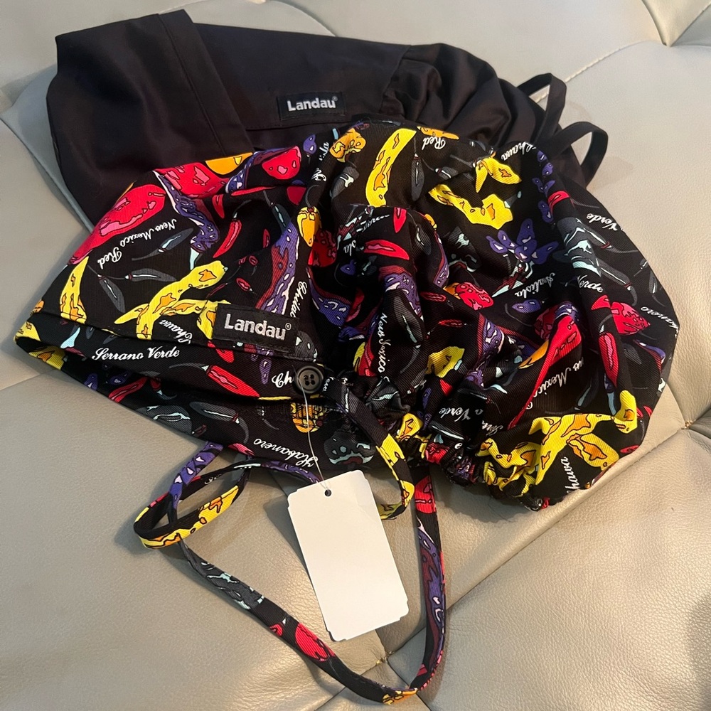 Scrub Bonnets by Landau, NWT.